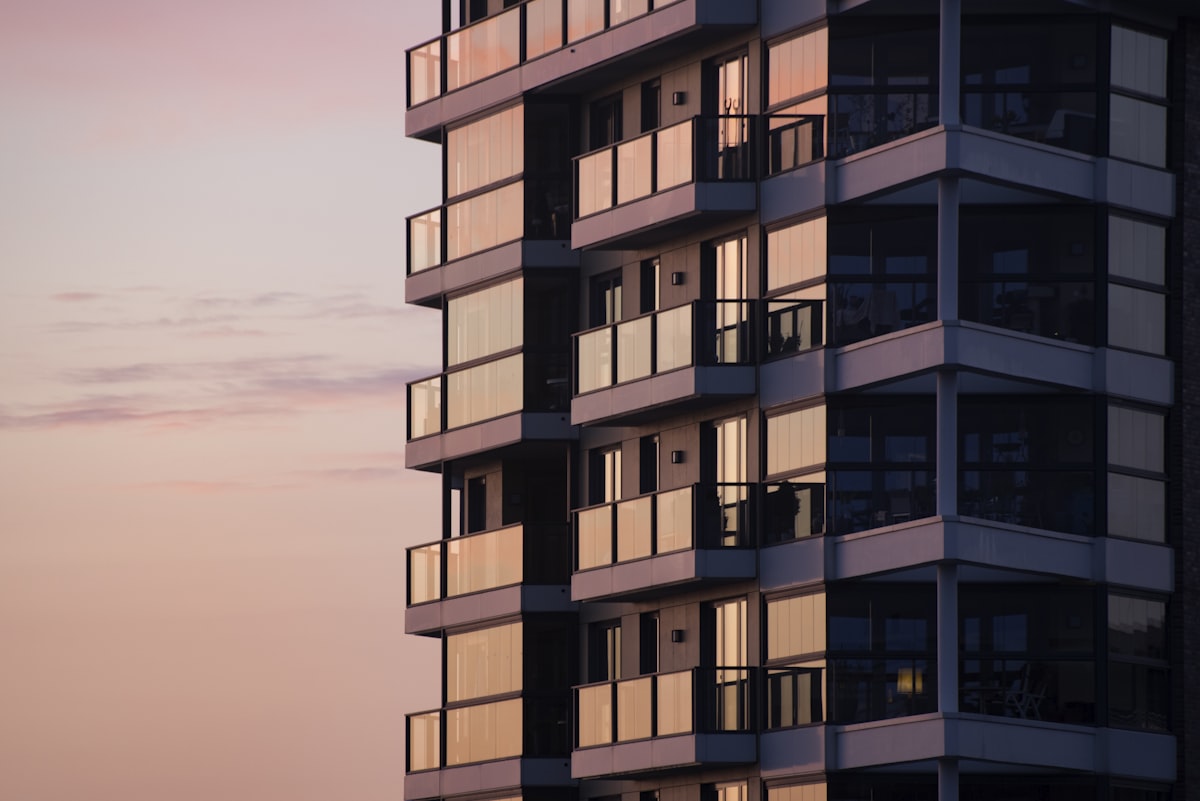 Aides pompe à chaleur en copropriété : comment ça marche